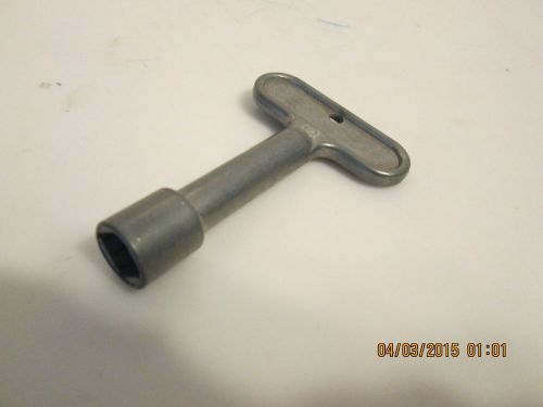 ZURN FIRE HYDRANT KEY WRENCH PLUMBING BOILER