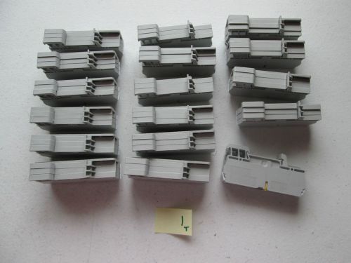 LOT OF 17 ALLEN BRADLEY TERMINAL END CAP 1492-EBL3Q W/ 51 1492-L3Q BLOCK (230-2)