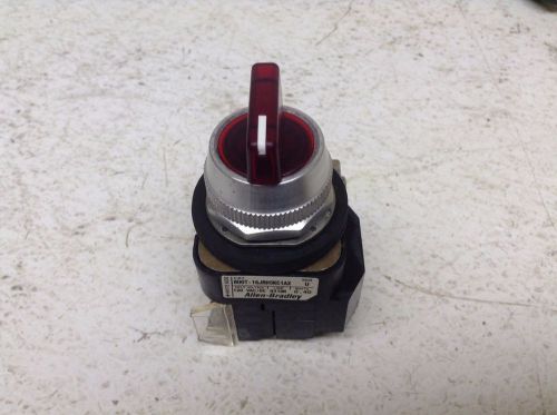 Allen Bradley 800T-16JRH5KC1AX Red Illuminated Selector Switch 800T16JRH5KC1AX