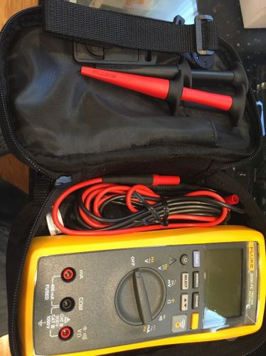 Fluke 3000 FC Wireless Multimeter