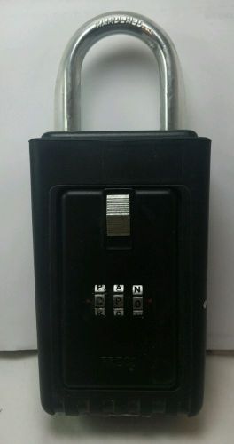 Real estate 3 digit lock box / KeepSafe vault