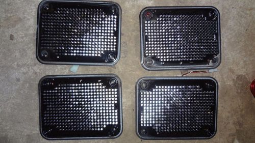 Whelen 900 5-MM LED Lights - 90R00FRR - Ambulance - Fire - No Reserve