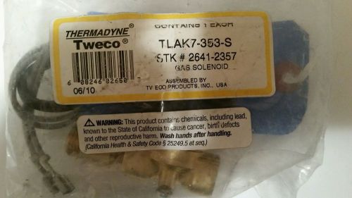 NEW Tweco TLAK7-353-S Gas Solenoid  120 Volt 2641-2357