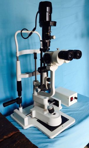 Slit Lamp With Digital Camera and Applanation Tonometer 1