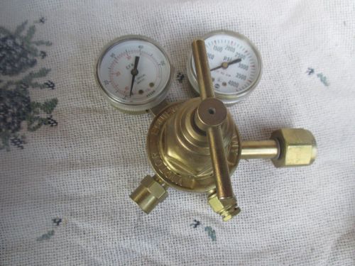 Victor Equipment Co. Compressed Gas Regulator Model SR-253 CARBON DIOXIDE