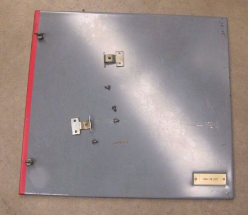 CUTLER HAMMER 19 5/8&#034; X 17 7/8&#034; MCC MOTOR CONTROL DOOR PANEL COVER &amp; HARDWARE