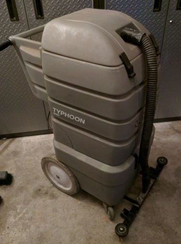 Typhoon nobles floor scrubber