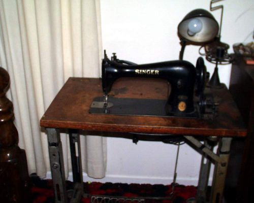 SINGER 16-188 INDUSTRIAL WALKING FOOT UPHOLSTER MACHINE