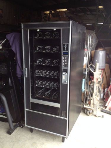 National Vendors Snacktron 2, Snack Vending Machine