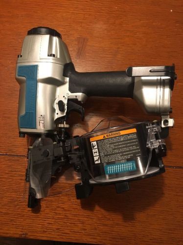 Makita 2-1/2&#034; 15 Degree Siding Coil Nailer