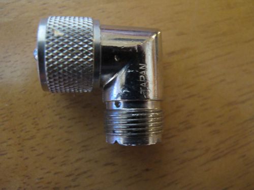 UHF VHF RIGHT ANGLE ADAPTERS CONNECTORS MALE TO FEMALE TEKTRONIX AMPHENOL