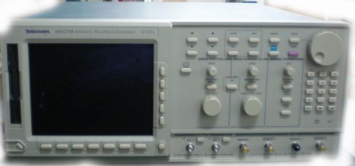 AWG710  Tektronix Arbitrary Waveform Generator