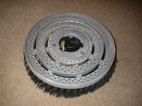 SCRUB BRUSH SHOWER FEED FOR FLOOR MACHINE ,CARPET CLEANING