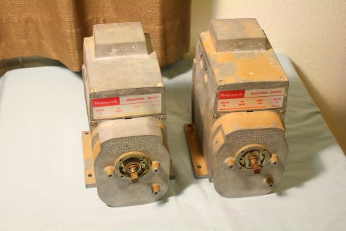 Lot of 2 Honeywell 24v MODUTROL Motors M845A1027 M845A-1027--UNTESTED