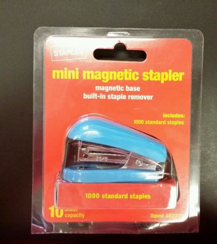 NIB Staples Mini Magnetic Stapler with 1000 staples Each.