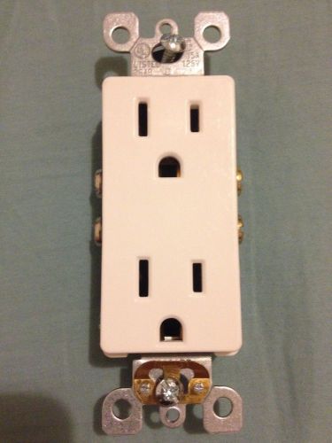 Decorative decora 15 amp white duplex outlet plug receptacle 18-15DDR