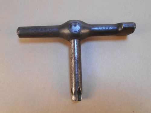 ANTIQUE LETTERPRESS LOCK UP COIN Key