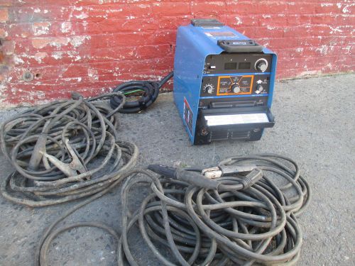 MILLER XMT 304CC  DC INVERTER ARC WELDER W/AUTO LINK W/30FT CABLES