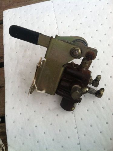 Cushman truckster hydraulic bed dump valve. for sale