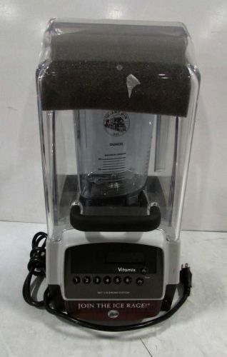 Vita-Mix VM0115A 32 oz. Commercial Blender 120V