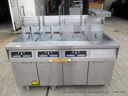 FRYMASTER DEEP GAS FRYER 3 BAYS, FILTRATION SYSTEM,  AUTO LIFT, DIGITAL CONTROL