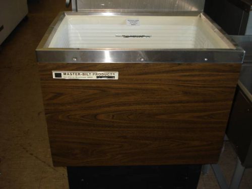 Master-Bilt LM-600 USED Spot Merchandiser