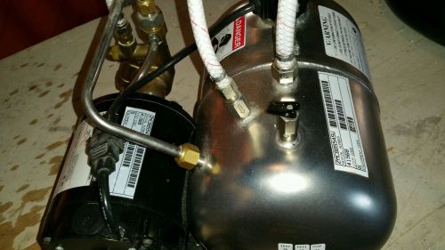 Used MCCANNS CARBONATOR &amp; Taprite Regulator Works Great!!