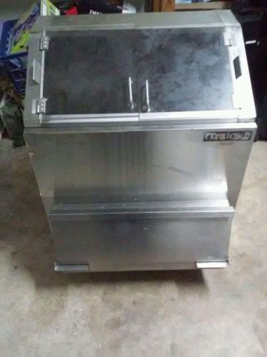 Chip warming cabinet/dispenser