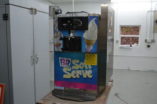 Taylor Soft Serve Machine C709-33