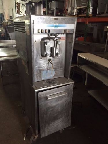 Taylor Soft Serve Ice Cream Machine 452-33