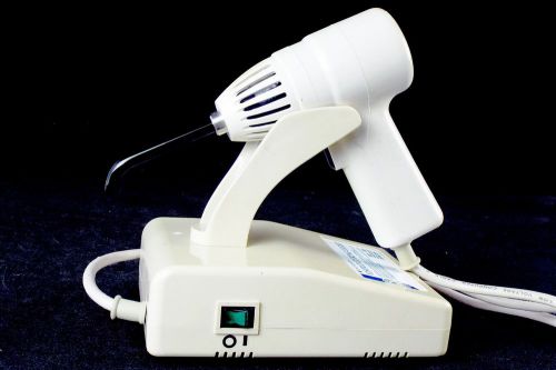 Henry Schein CU 80 Dental Halogen Curing Light for Visible Resin Polymerization