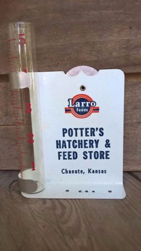 VINTAGE LARRO CHICKEN FEED ADVERTISING RAIN GAUGE - POTTERS - CHANUTE, KANSAS