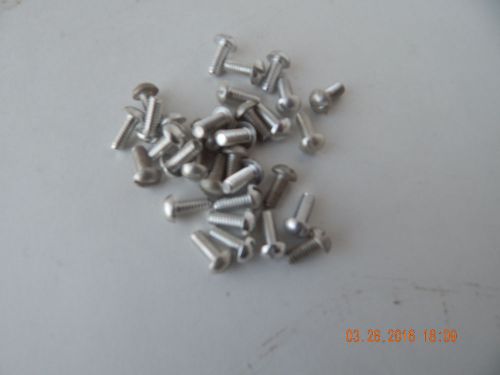 ALUMINUM ROUND HEAD SLOTTED MACHINE SCREW. 8/32 x 3/8&#034;.  50 PCS.  NEW