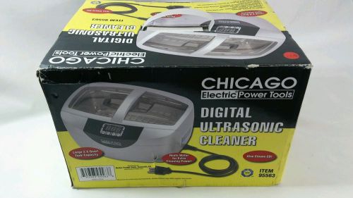 Digital ultrasonic cleaner