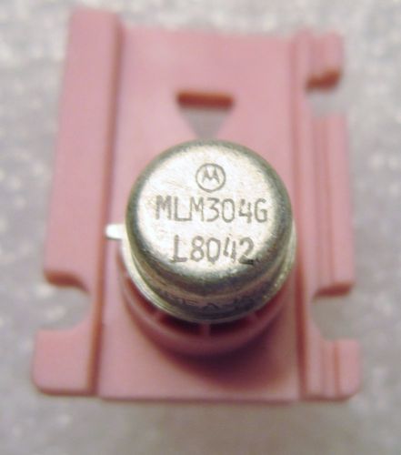 MLM304G MOTOROLA LOW INPUT CURRENT COMPARATOR RESISTOR