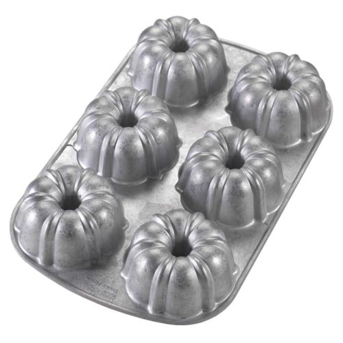 Nordic Ware 50602 Aluminum Bundt Muffin Pan