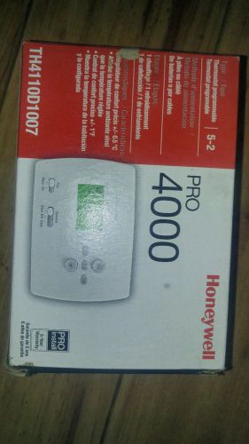 Honeywell Pro 4000 Thermostat