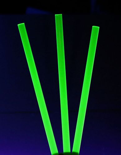 1 PC 3/4&#034; DIAMETER CLEAR GREEN FLUORESCENT ACRYLIC PLEXIGLASS ROD 12” INCH LONG