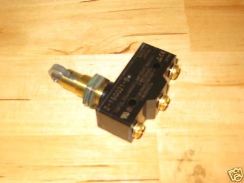 OMRON LIMIT SWITCH Z-15GQ21-B