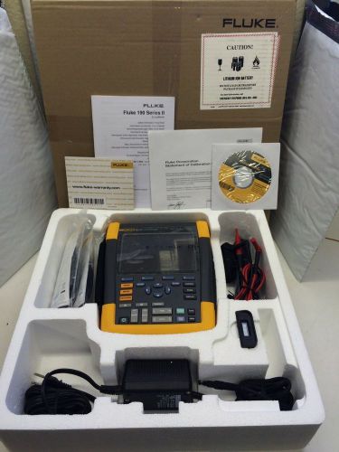 Fluke 190-202/AM 2 Channel LCD Color ScopeMeter Oscilloscope, 200 MHz Bandwidth