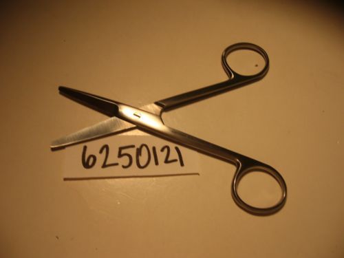 MAYO SCISSOR STR 5 1/2&#034; (LEFT HANDED)