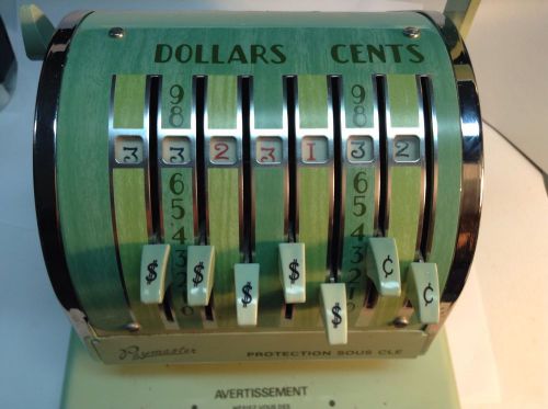 Vintage green PAYMASTER, French Canadian model   / Estampilleur de cheques