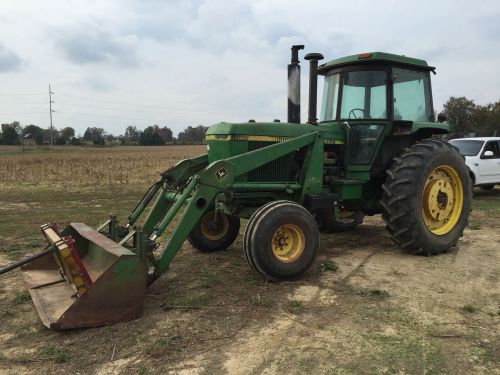 JOHN-DEERE 4440 CAB POWER SHIFT WITH LOADER BUCKET SPEAR