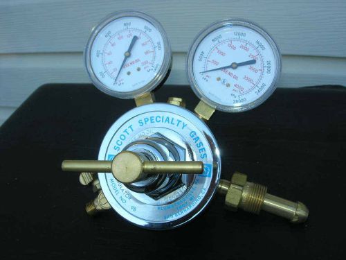 Scott specialty gases regulator model 9b for sale