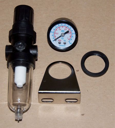 NEW Compressed Air Filter / Pressure Regulator 1/4&#034;  Airbrush w/gauge &amp; bracket