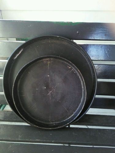 Pizza pans.   large and medium with high edges 18 3/4&#034; &amp; 14 3/4&#034; diameter for sale