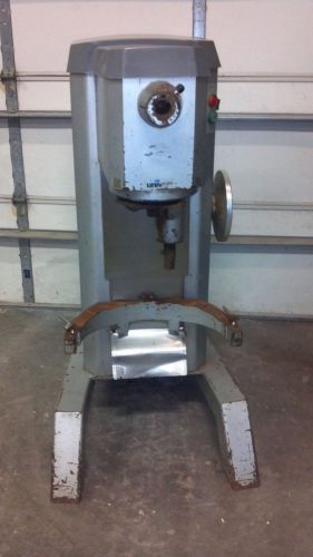 60 qt quart univex floor dough mixing mixer for parts tag unreadable for sale