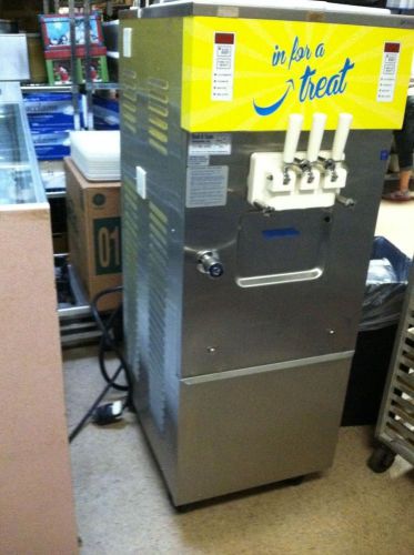 Soft Serve/Yogurt Machine - Coldelite 3-phase