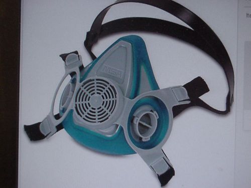 MSA 815700 RESPIRATOR - Advantage 200LS Reusable Double Neckstrap Respirator (L)