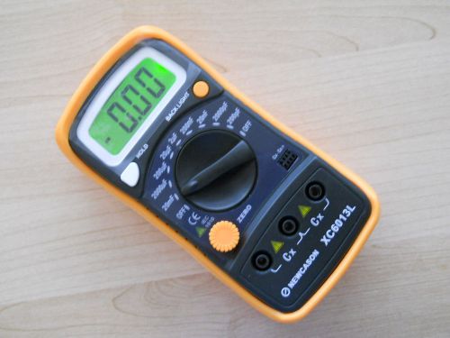 NEW DIGITAL  20mF CAPACITOR / CAPACITANCE  METER,LAB, GIFT